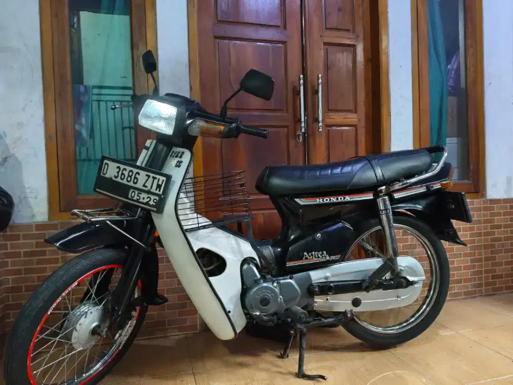 Honda Astrea star