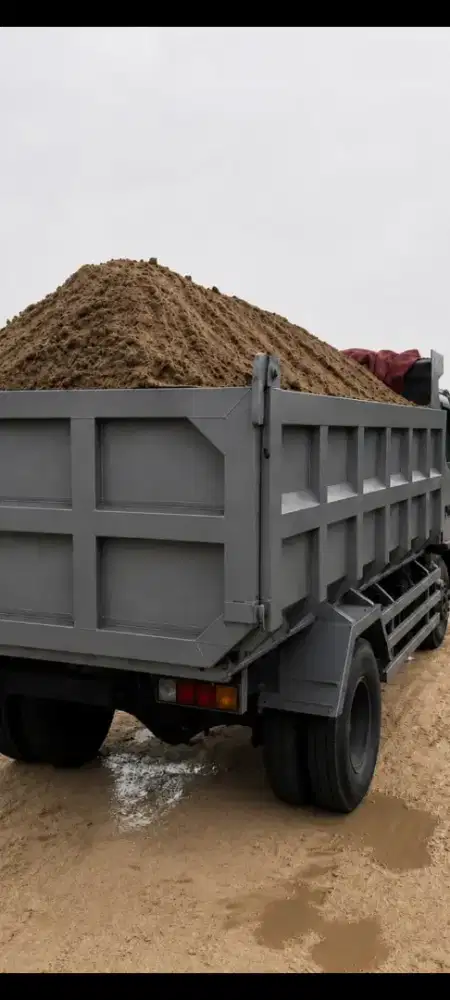 Pasir bangunan isi 7,5 kubik full padat