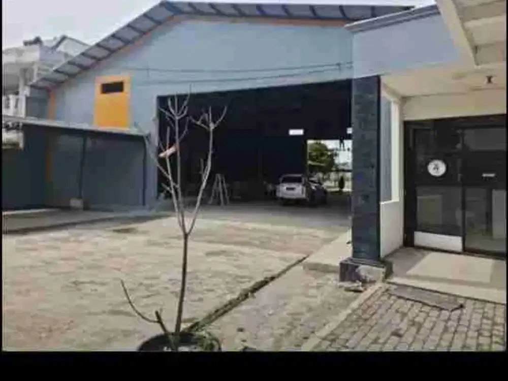 Di Sewakan gudang 2600m
