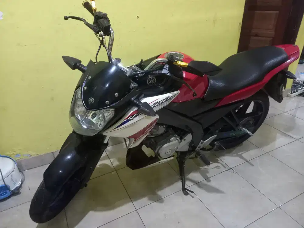 Dijual vixion 2013