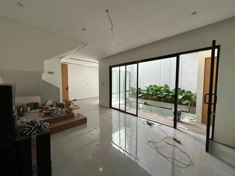 Di jual villa area gunung lumut denpasar dekat dengan seminyak bali