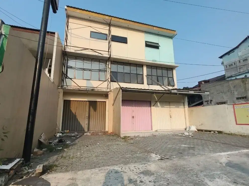 Disewakan 3 Ruko Terpisah Area Strategis di Sukmajaya, Depok