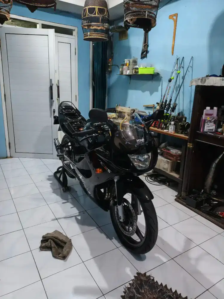 Kawasaki ninja rr old 2011 ckd