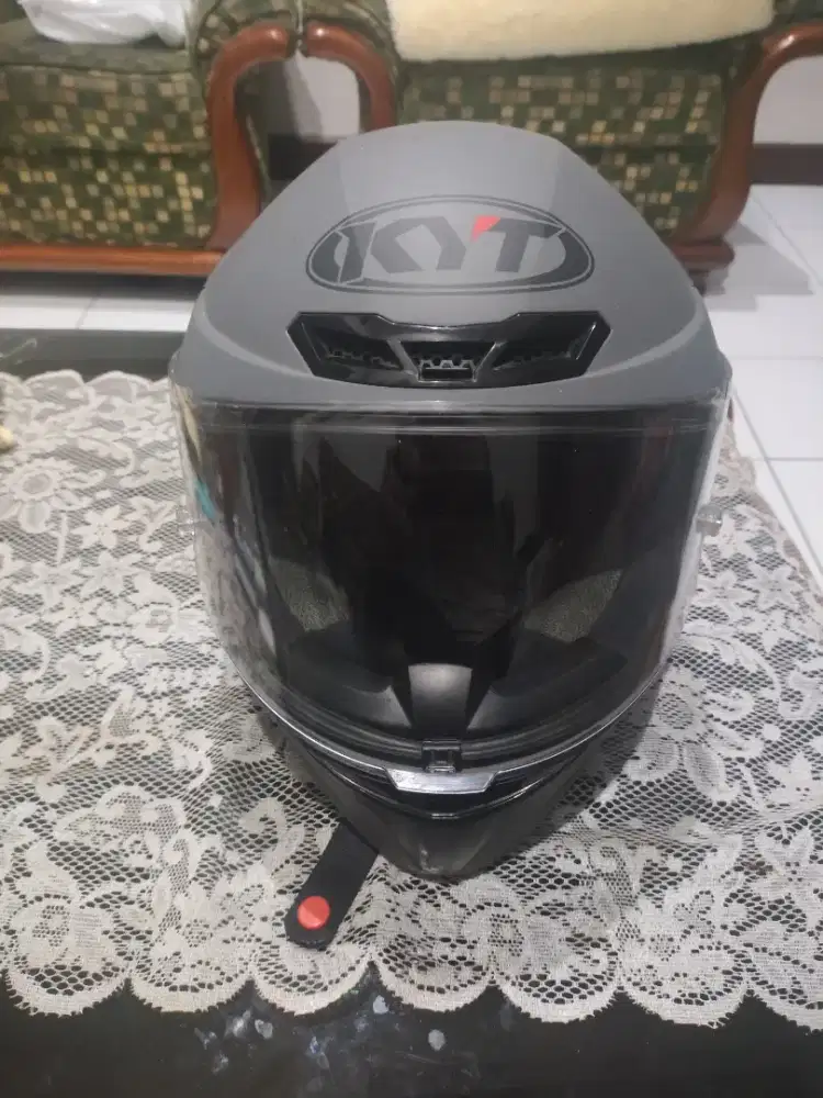 KYT TT Course Silver Doff