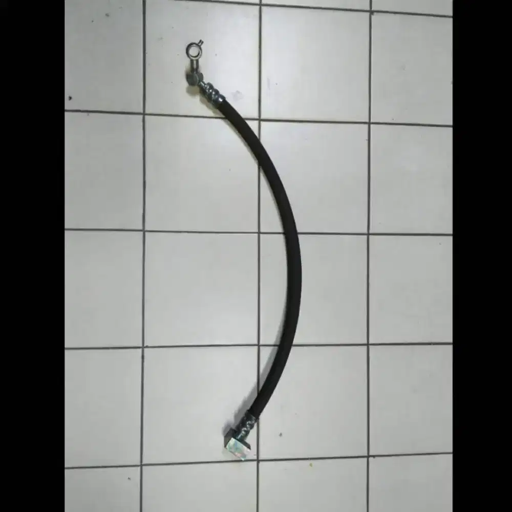 Selang power steering Nissan Serena C24