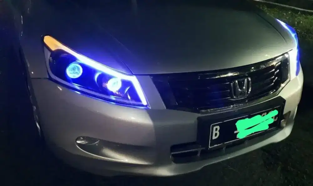 Dijual Jual Honda Accord CP2 VTIL 2.4AT 2010 Silver