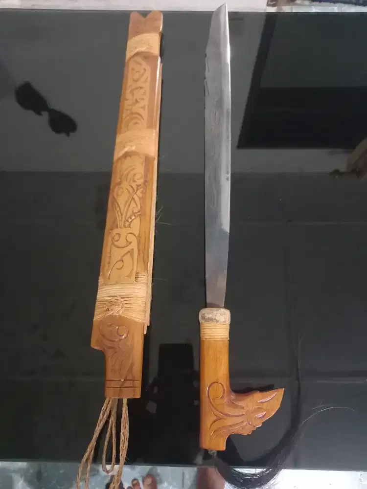 Mandau Pedang Kalimantan