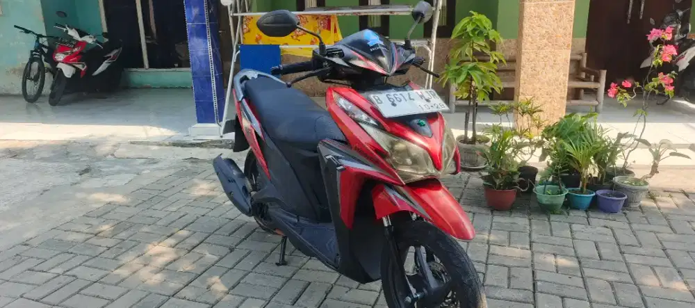 Vario 125 2013 cbs iss