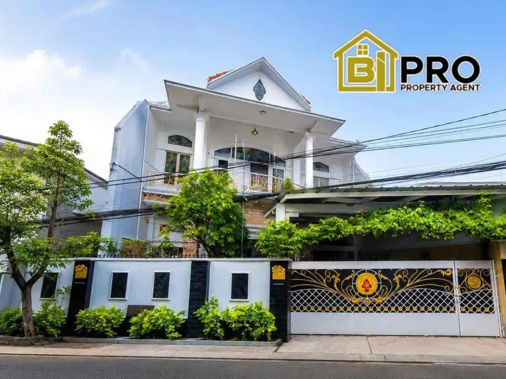 Dijual Rumah 2 lt di Tanjungbarat, Jagakarsa, Jakarta Selatan dekat Stasiun Tanjungbarat, AEON Mall