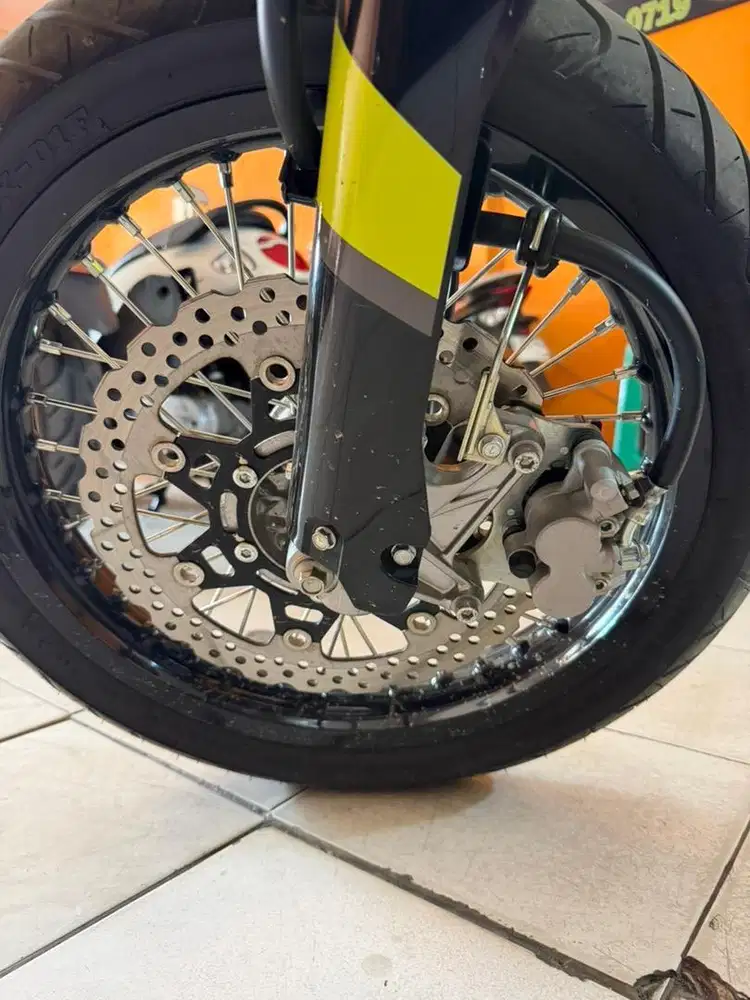 Klx Sm th 2024 km Seribu Orijinal