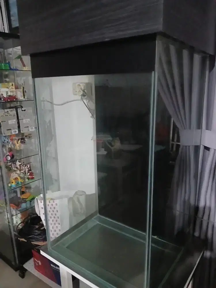 Aqurium model tower+ filter belakang+ penutup HPL