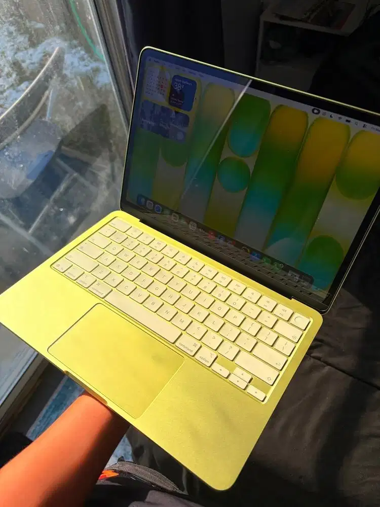 Laptop Apple MacBook Neo 512 GB Citrus Garansi iBox  Juni 2027
