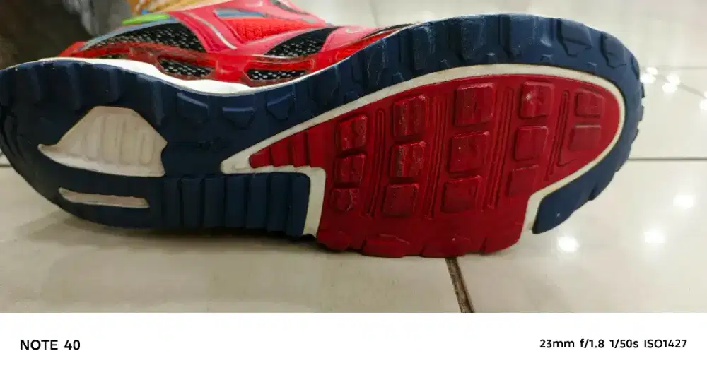 Sepatu outdoor K2
