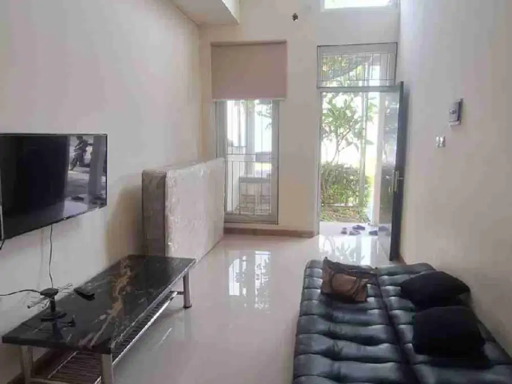 RUMAH DI PERUM MUTIARA ARTERI REGENCY JL GAJAH RAYA SEMARANG