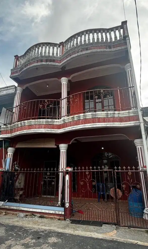 DISEWAKAN Rumah