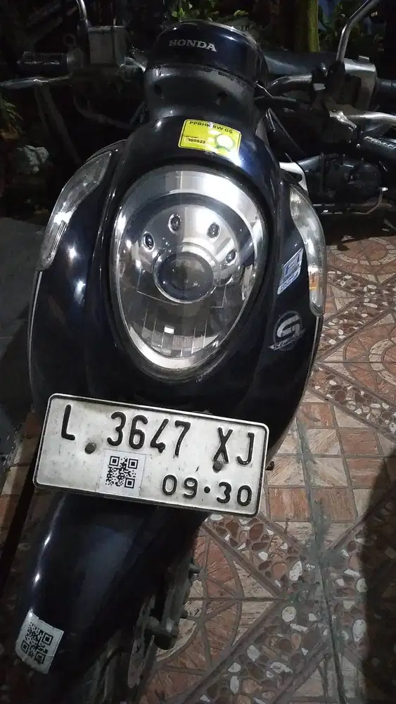 Honda Scoopy 2015