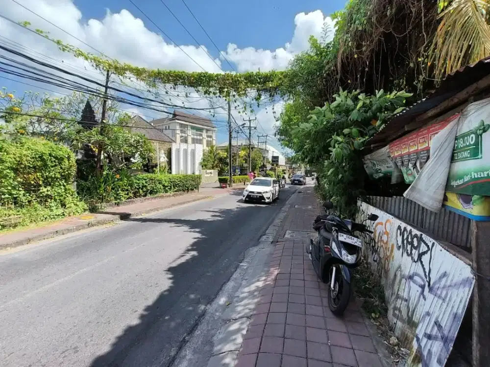 Dijual Tanah Lokasi Strategis di Jalan Utama Seminyak Cocok Untuk Bisnis - Thumbnail 2