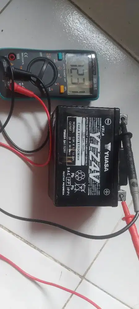 Aki motor beat,YTZ4V