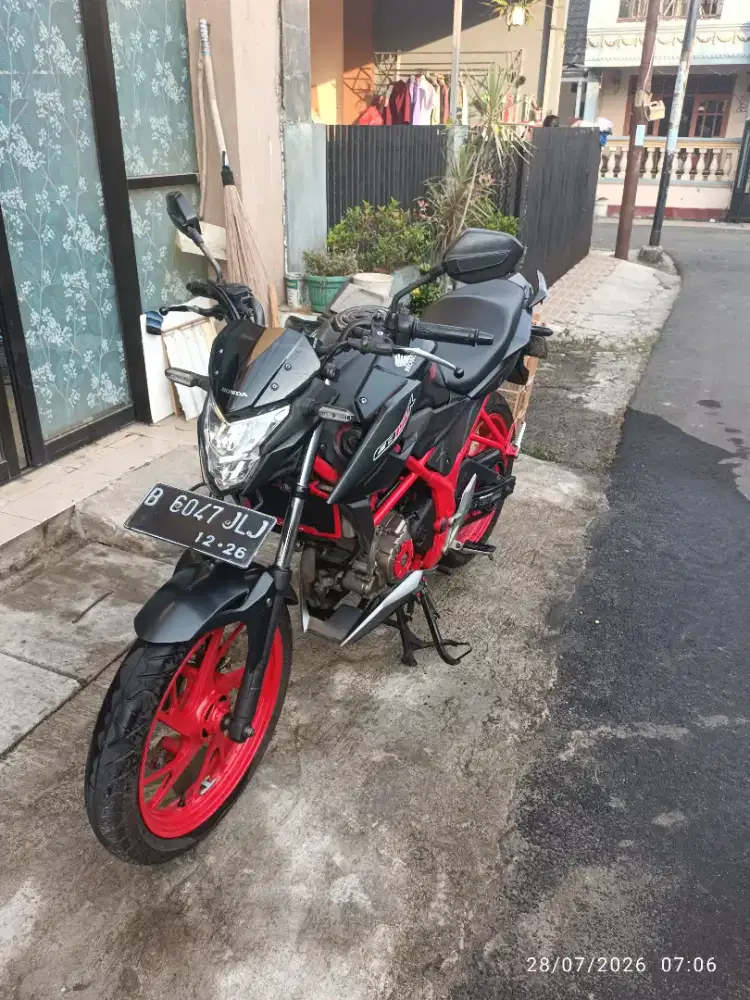 Jual Motor Honda CB150R 2016 SE
