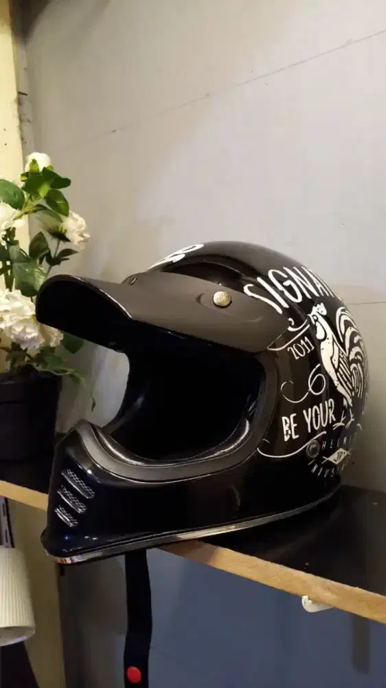 Helm FullFace JP Signature Retro Jarang pake