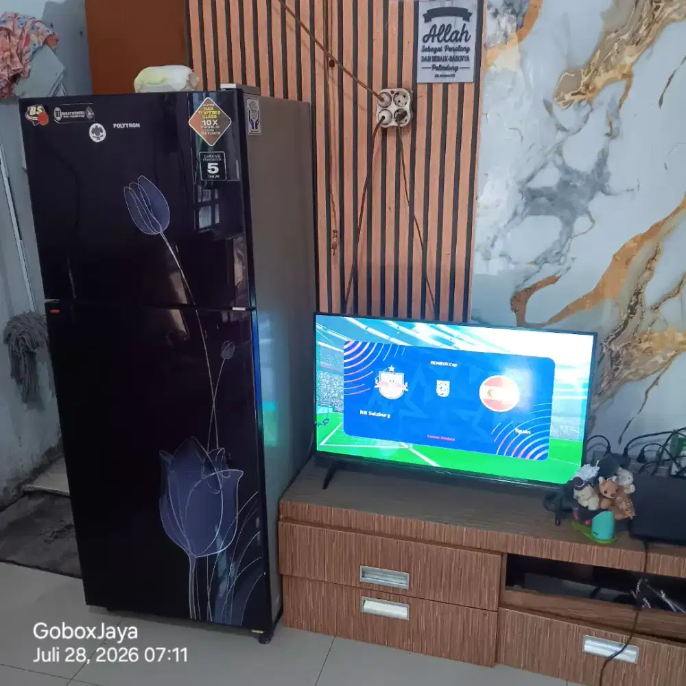Kulkas polytron 220liter 2 pintu
