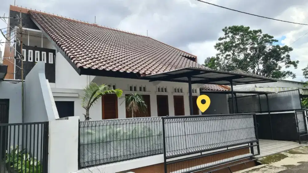 Disewakan Rumah Nyaman, Asri dan Lokasi Strategis