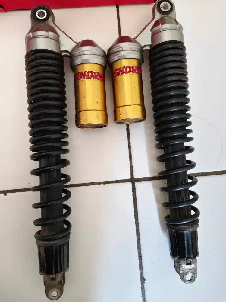 WTS Shockbreaker Showa 395MM (EX ADV 160)