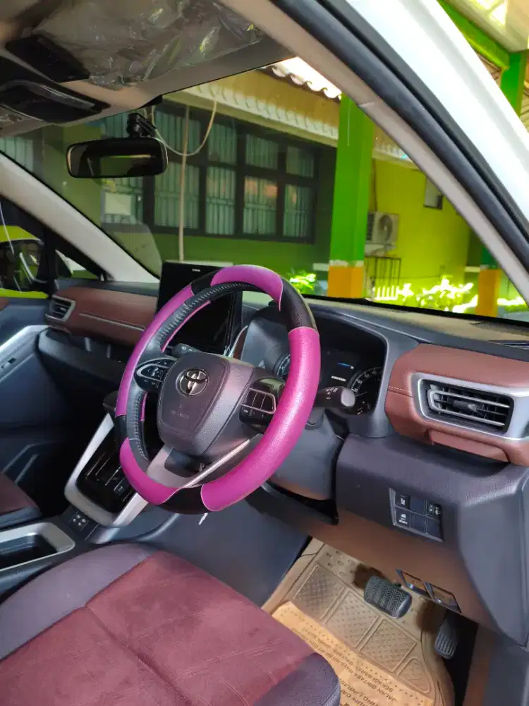 Toyota Innova Zenix 2.0 V CVT 2023