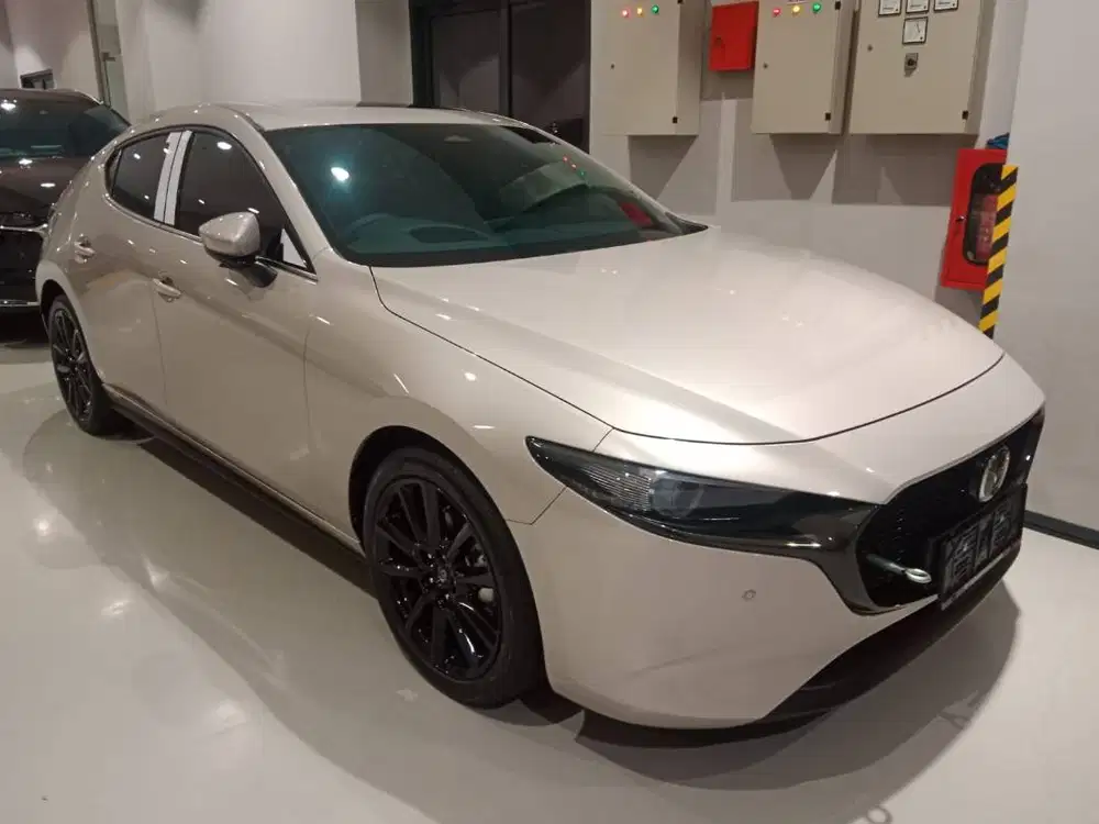Mazda 3 Hatchback Promo Spesial GIIAS 2026