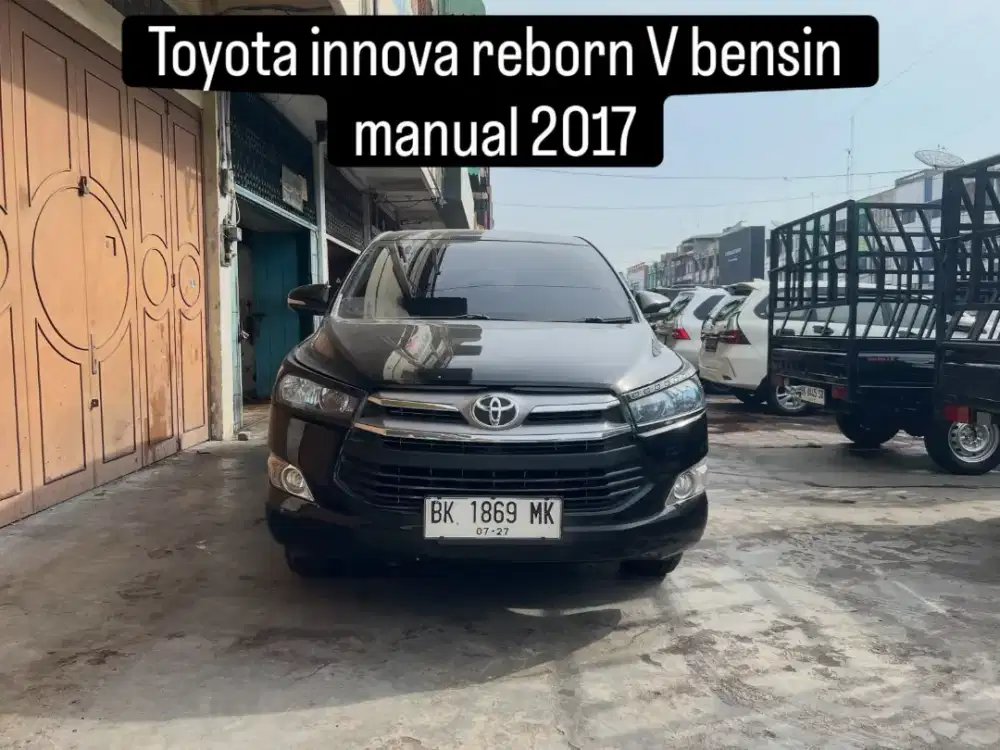 Toyota Kijang Innova V bensin manual 2017
