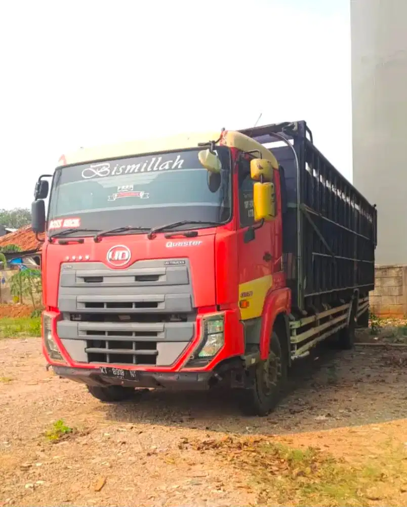 MURAH Langka UD Truck CKE 250 engkel 4x2 Bak Besi sentral 2017