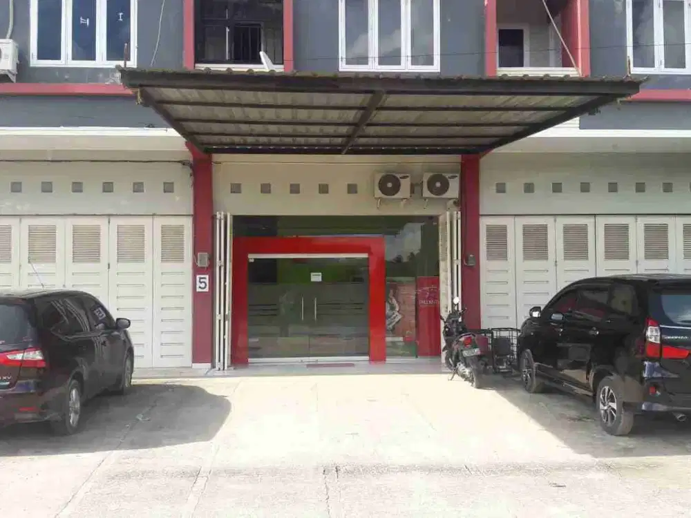Dijual Cepat Ruko 2 Lantai d Jln Kol. Sugiyono Kota Kendari Sulawesi Tenggara. , Lokasi Strategis, dekat Jalan Utama, Cocok untuk Kantor / Gudang