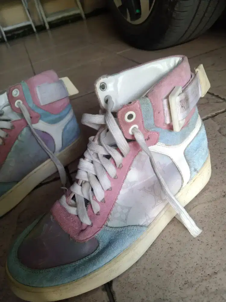 Sepatu LV koleksi pribadi