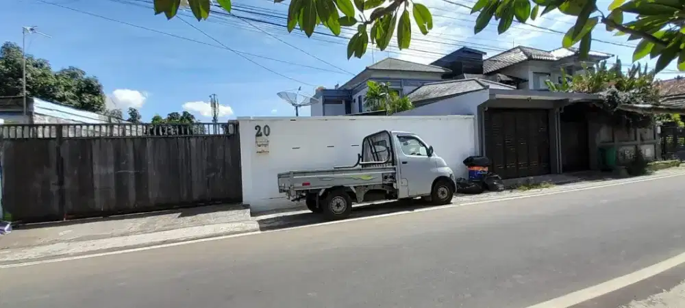 Jual tanah sudah tembok keliling dan pagar di Jl Tukad Badung Renon