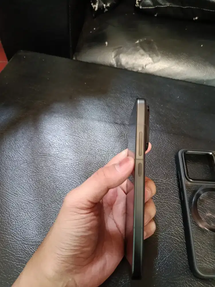 xiaomi mi 15 hitam 12/512 hitaM