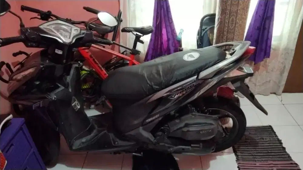 Vario 125 old kzr
