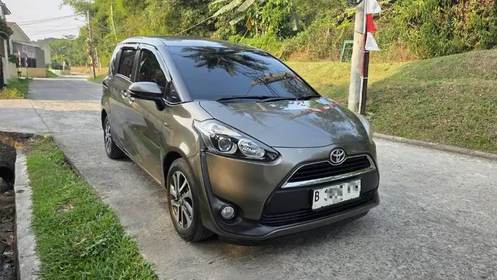 Sienta V Matic 2017