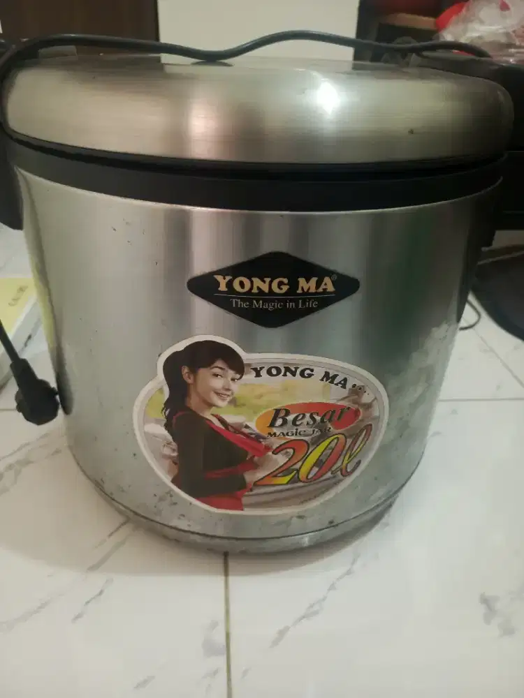 Di Jual MejigJar Youngma kapasitas 20 liter kondisi Normal