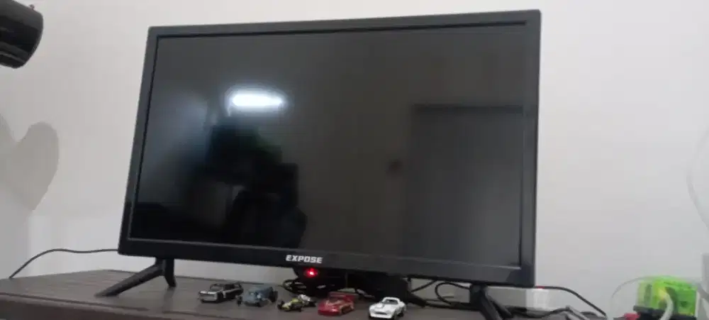TV Merk Expose 24