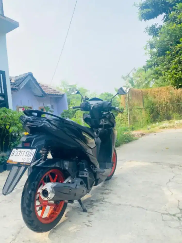 di jual motor honda vario 125 tahun 2015