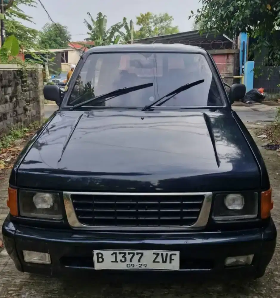 Isuzu Panther Hi Grade Manual 99
