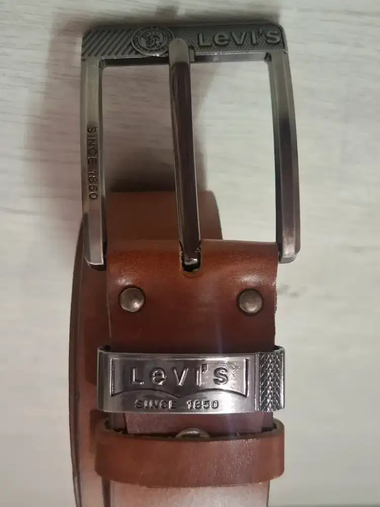 Ikat pinggang Levis genuine leather