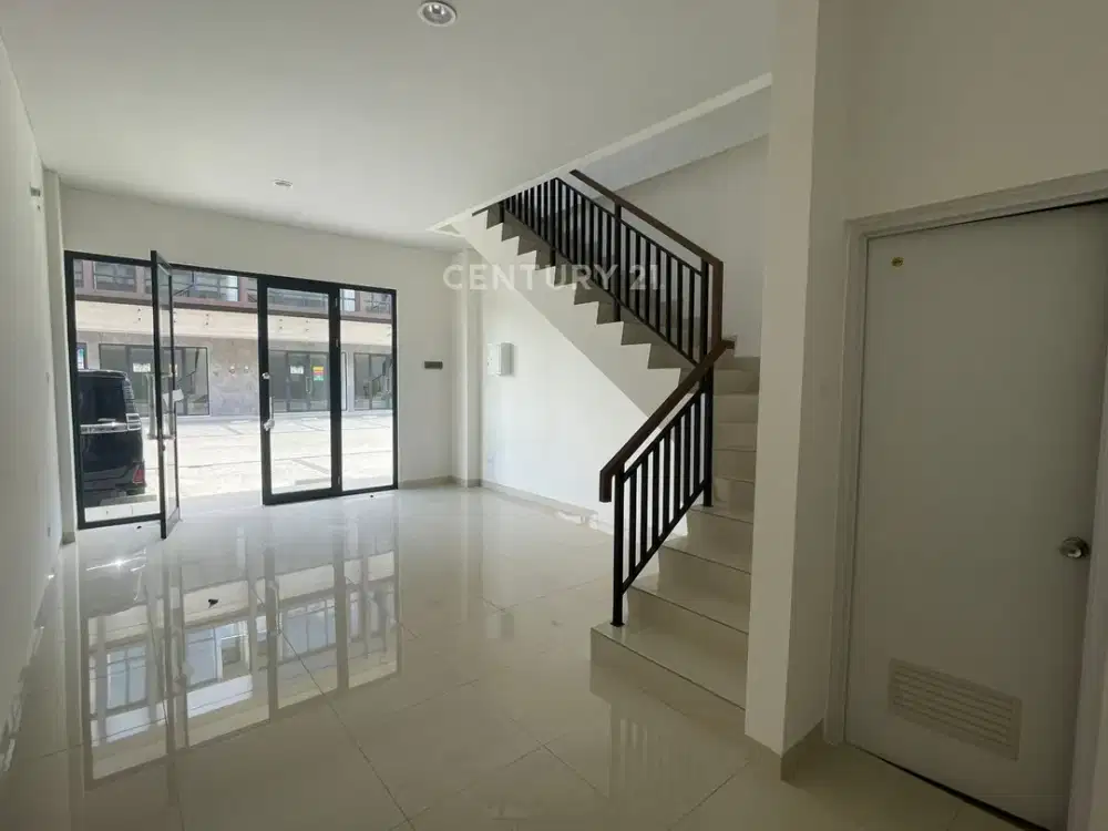 DISEWAKAN RUKO 3 LANTAI NORTHRIDGE BSD LOKASI STRATEGIS