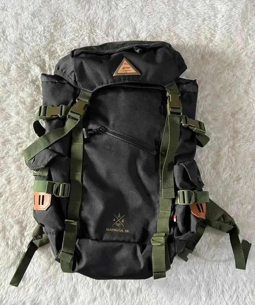 Tas Ransel Carrier Arei Batavia 01
