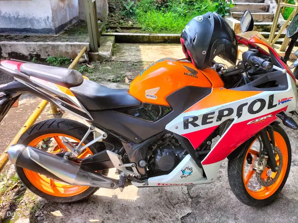 Honda CBR 150 Tahun 2015