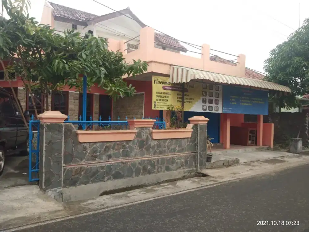 Dijual rumah dan bangunan eks toko pinggir Jalan, LT.405 m2, SHM, 900 jt
