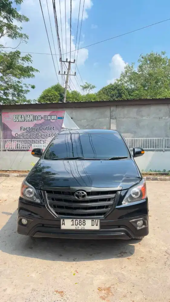 KIJANG INNOVA V 2.0 MT 2014