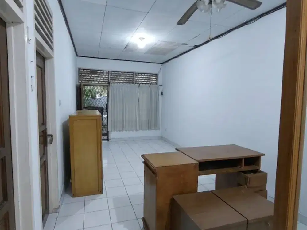 Rumah 2+1 KT di Harapan Indah Bekasi!