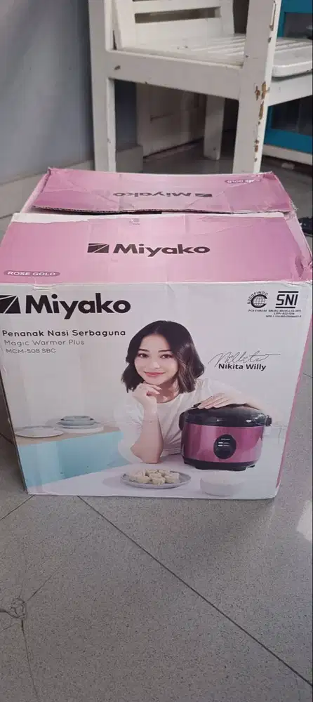 Dijual Rice Cooker Miyako MCM-508 SBC Baru