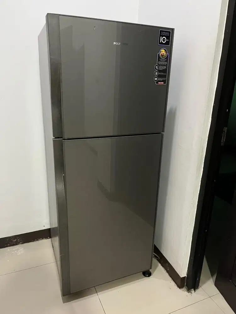 DIJUAL CEPAT KULKAS 2 PINTU